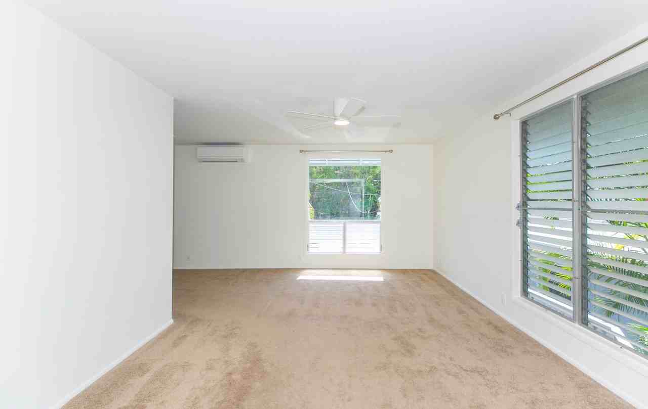 4715B Kahala Ave - Photo 6 of 18