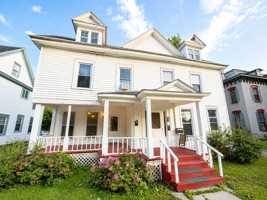 featured image of 213 Clinton St