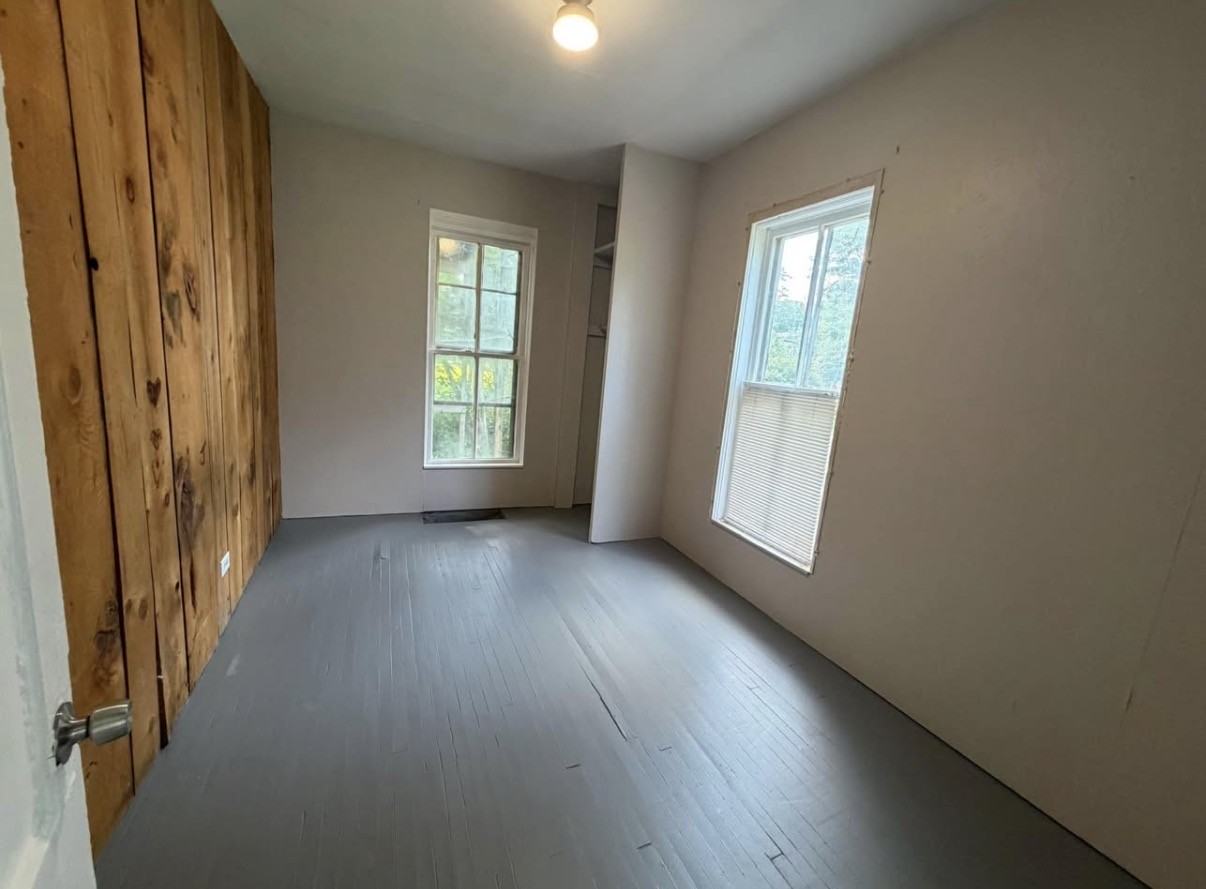510 Clay St - Photo 4 of 9