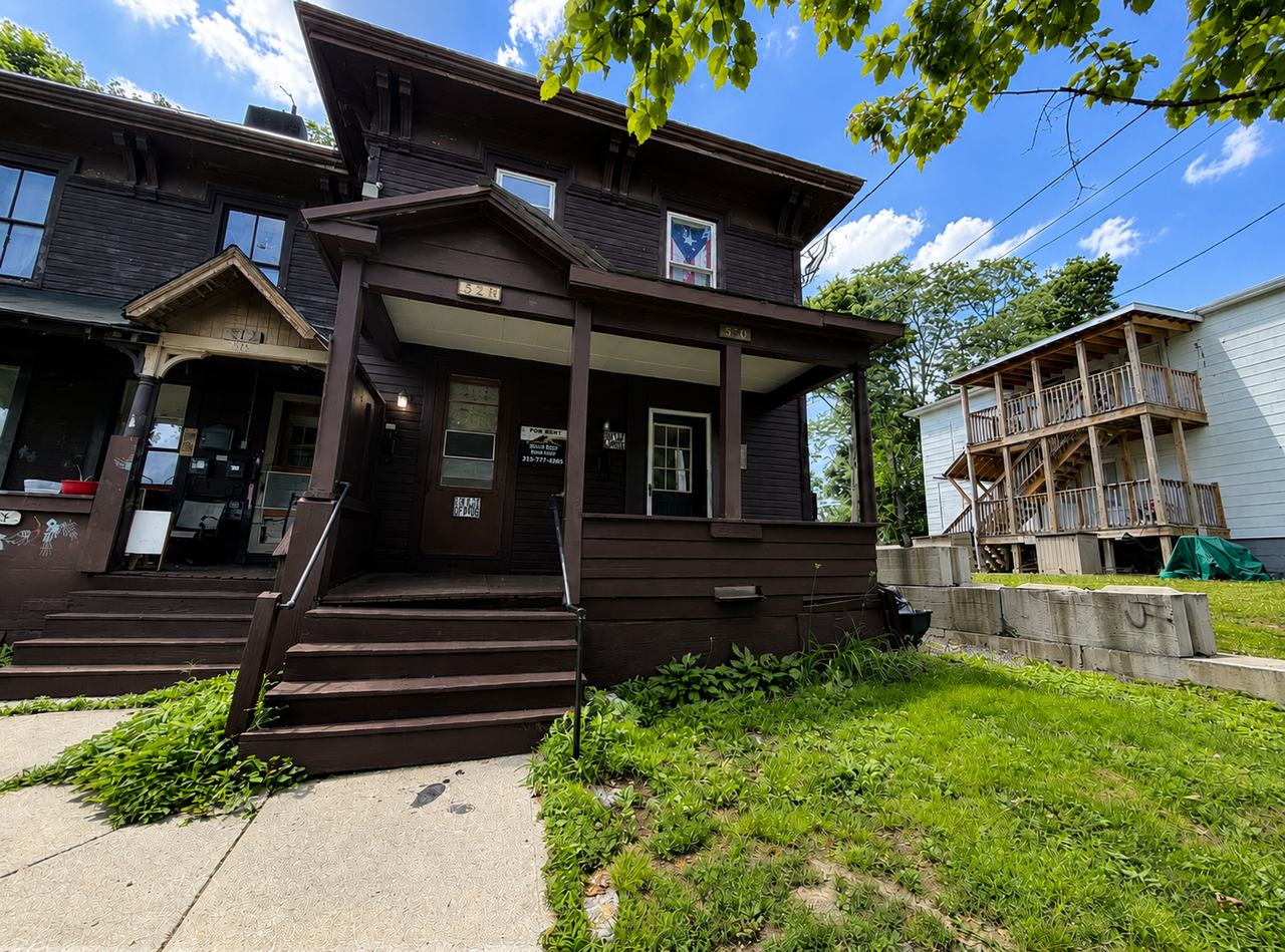 510 Clay St - Photo 7 of 9