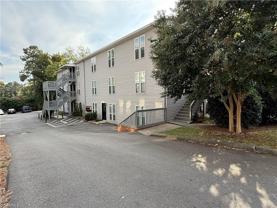 1426 Glade St #6 - Photo 1 of 1
