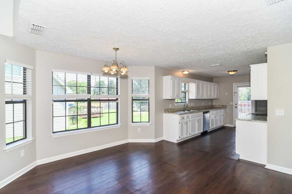 312 Pine Ridge Ln - Photo 7 of 17