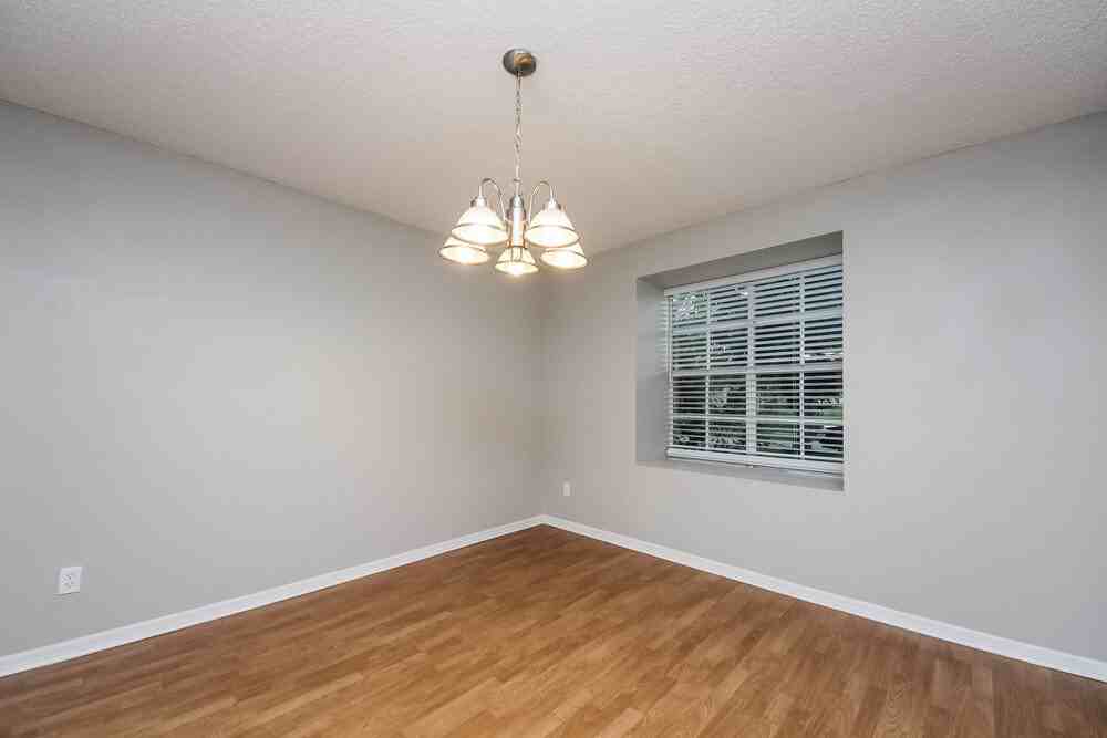 12618 Oldcastle Dr - Photo 6 of 17