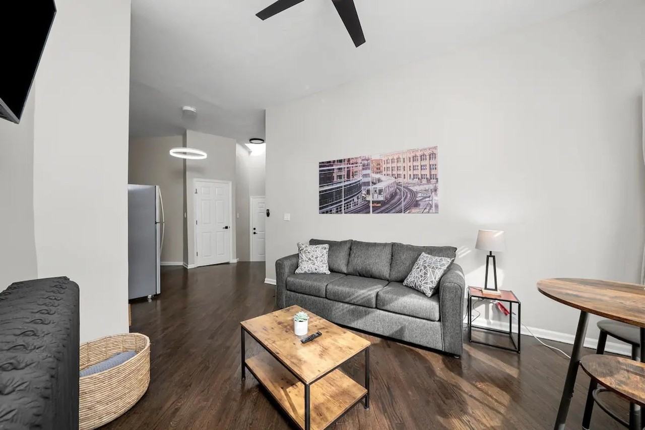 2324 N California Ave #1032031P - Photo 3 of 13
