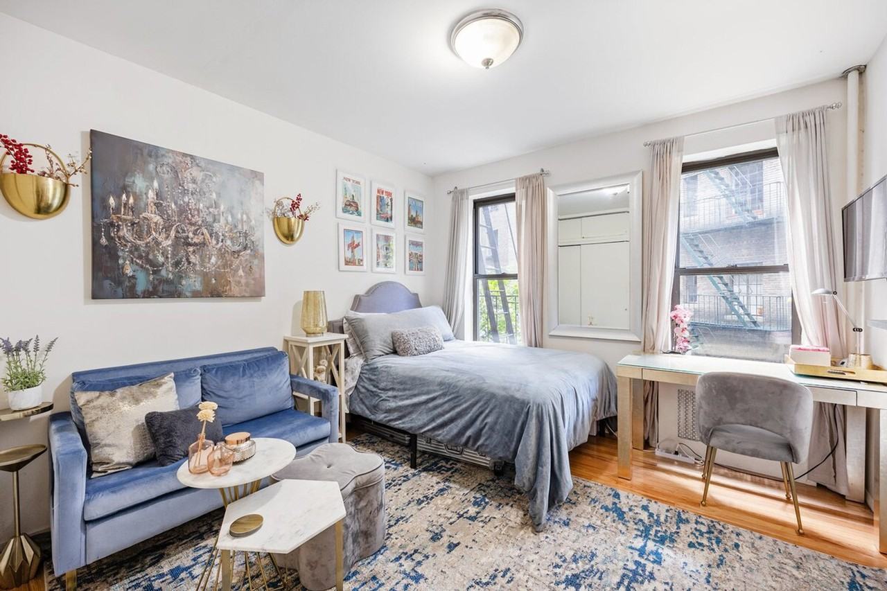 91 Bedford St #1261204P - Photo 4 of 24