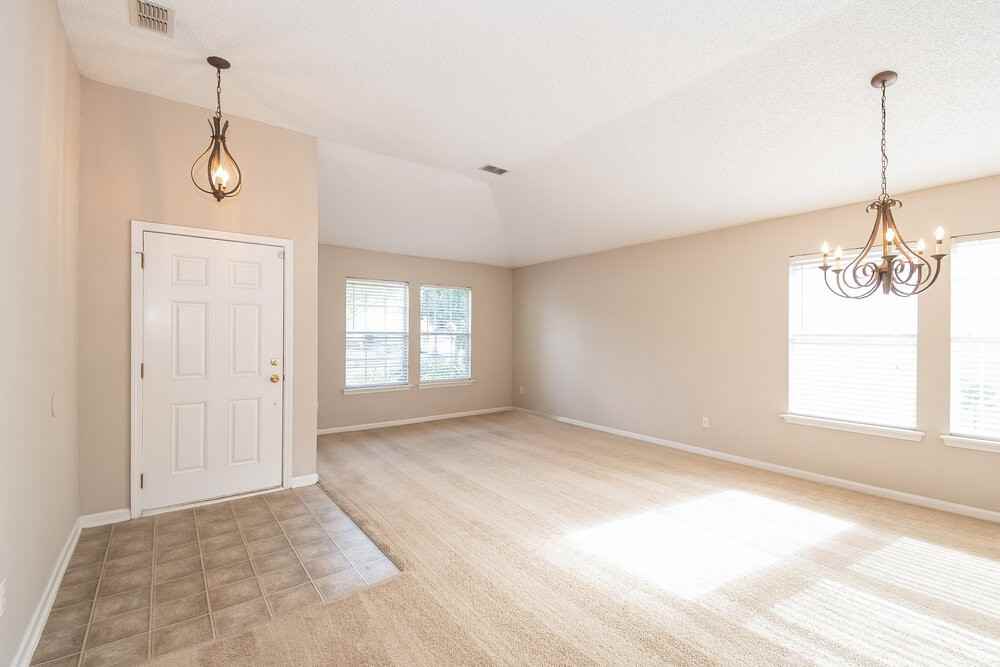 13450 Teddington Ln - Photo 3 of 16