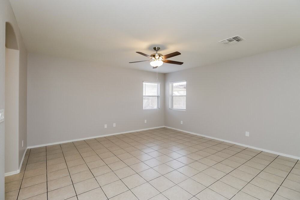 6217 W Encinas Ln - Photo 6 of 17