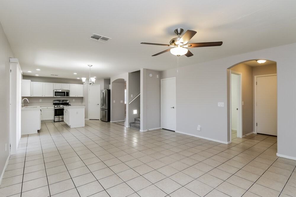 6217 W Encinas Ln - Photo 7 of 17