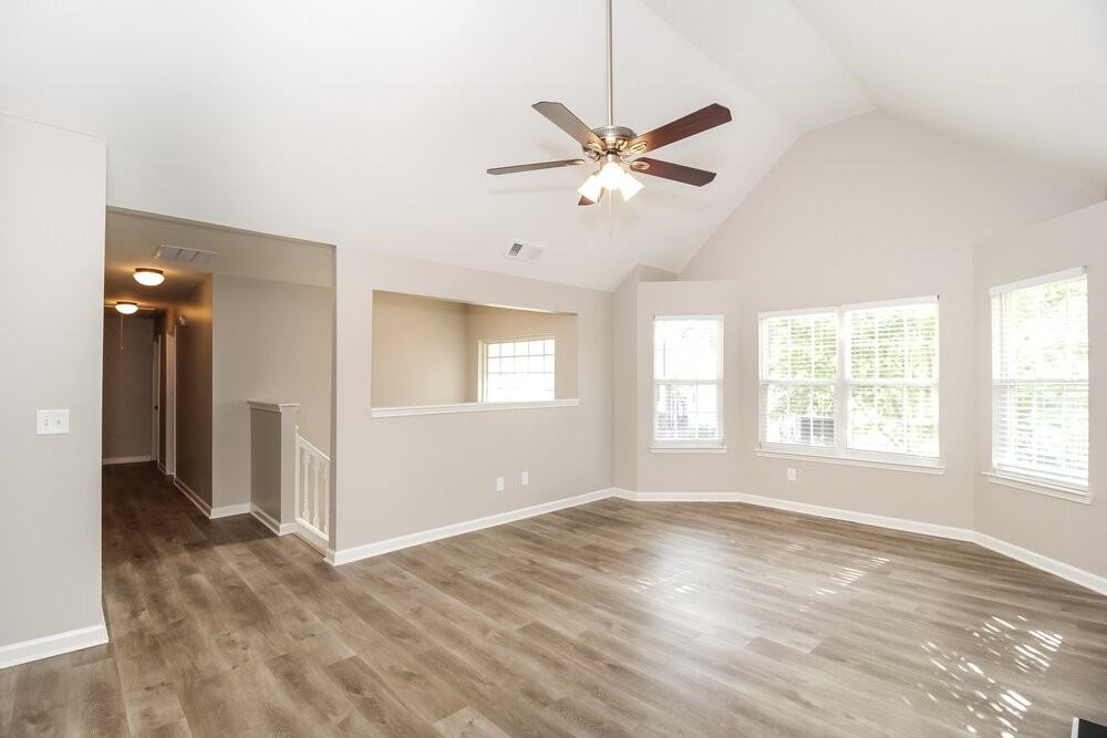 11562 Registry Blvd - Photo 5 of 17