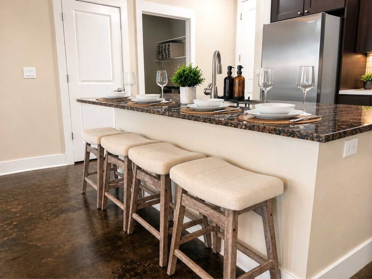 850 Lake Carolyn Pkwy #1579210P - Photo 6 of 33