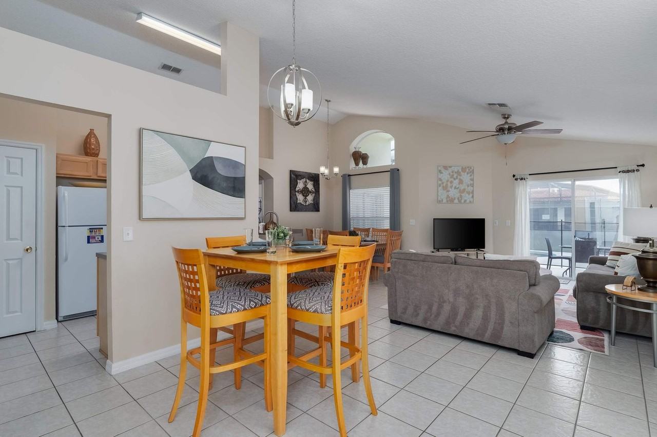 154 Sevilla Ave #1580540P - Photo 7 of 47