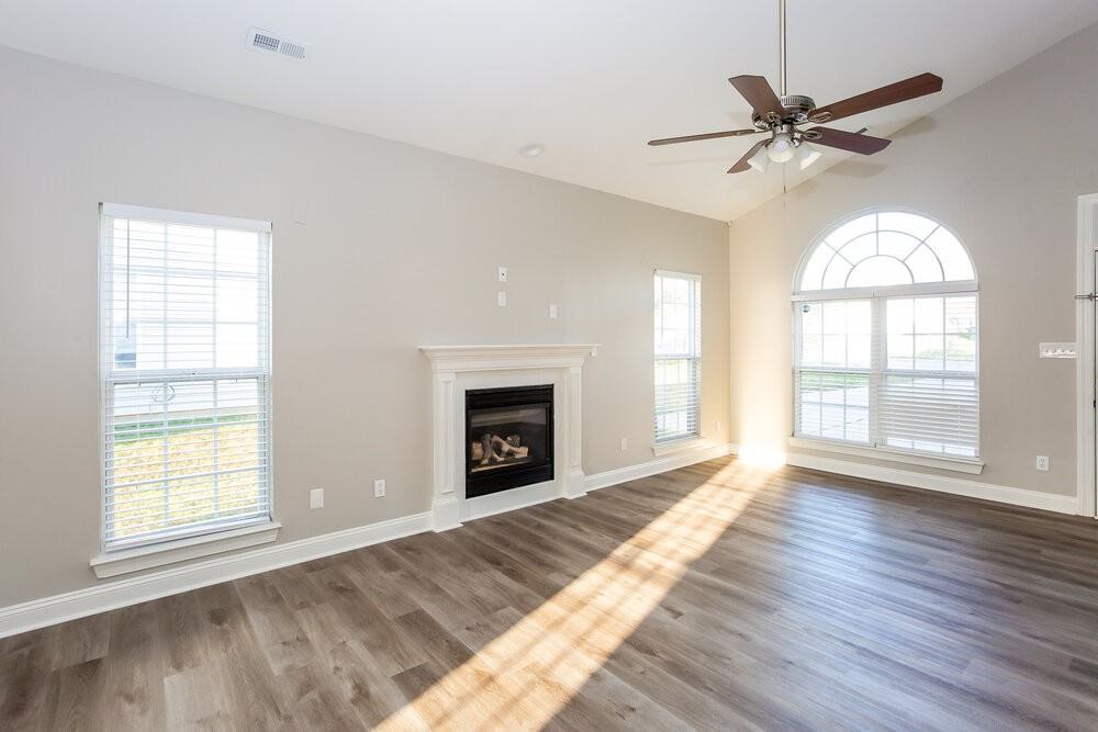 3220 Elliot Jacob Ave - Photo 5 of 16