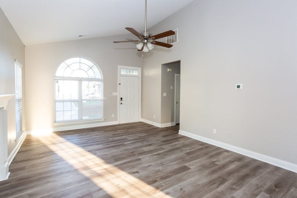 3220 Elliot Jacob Ave - Photo 6 of 16