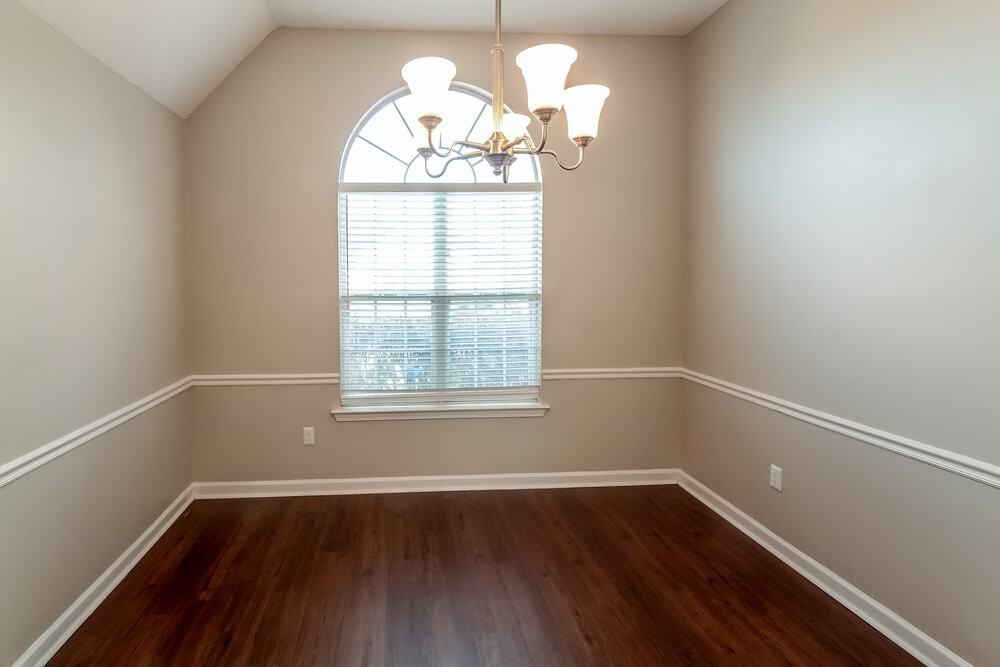 5451 Philgrove Way - Photo 5 of 16