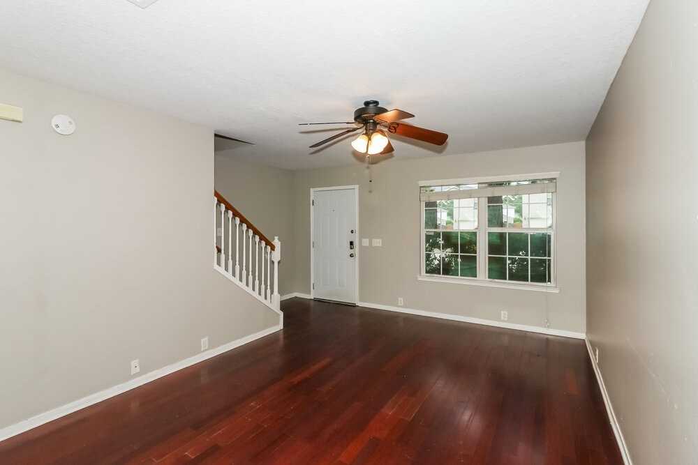 19119 Royal Isle Dr - Photo 6 of 20