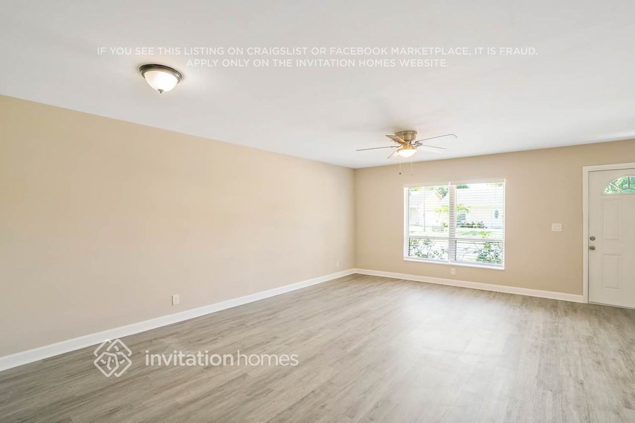6070 Lambeth Cir - Photo 7 of 27