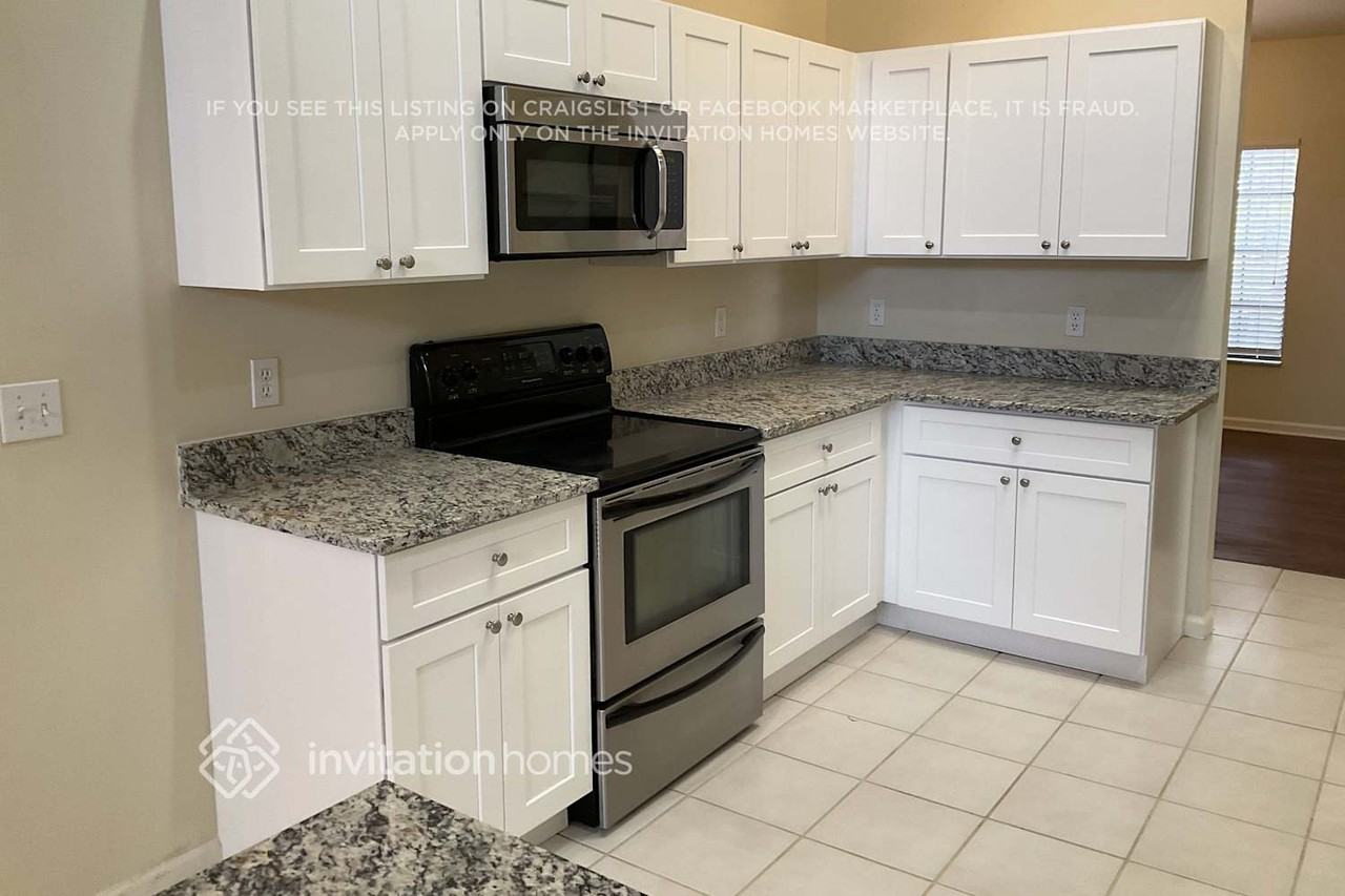 14543 Horseshoe Trce - Photo 3 of 12