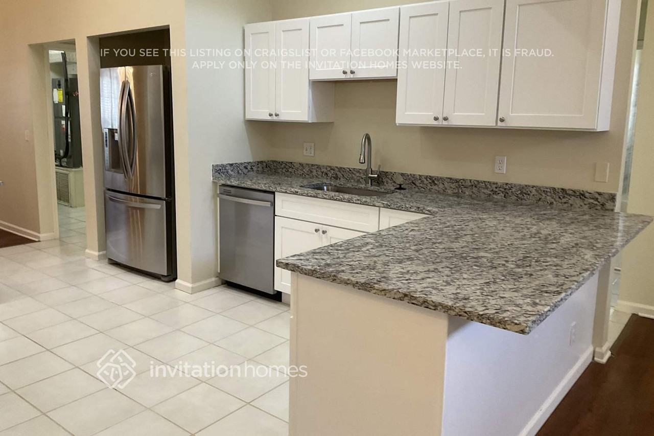 14543 Horseshoe Trce - Photo 4 of 12