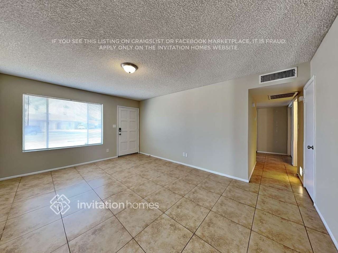 2343 W Portobello Ave - Photo 4 of 19