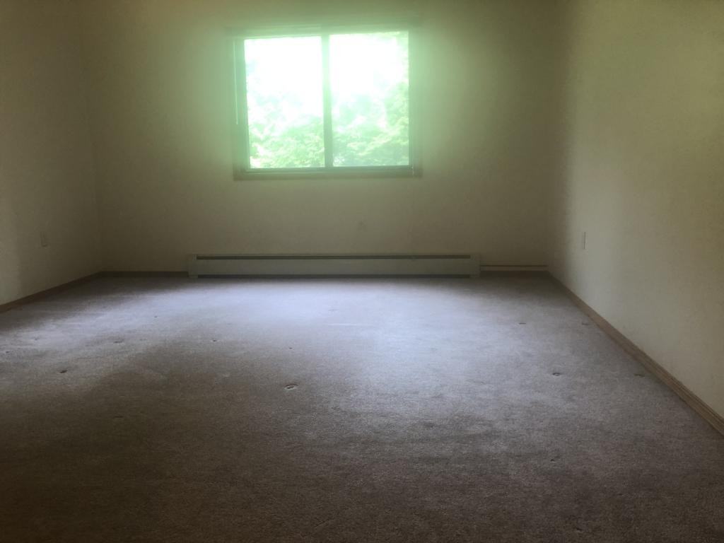 1841 Rosewood St - Photo 7 of 11