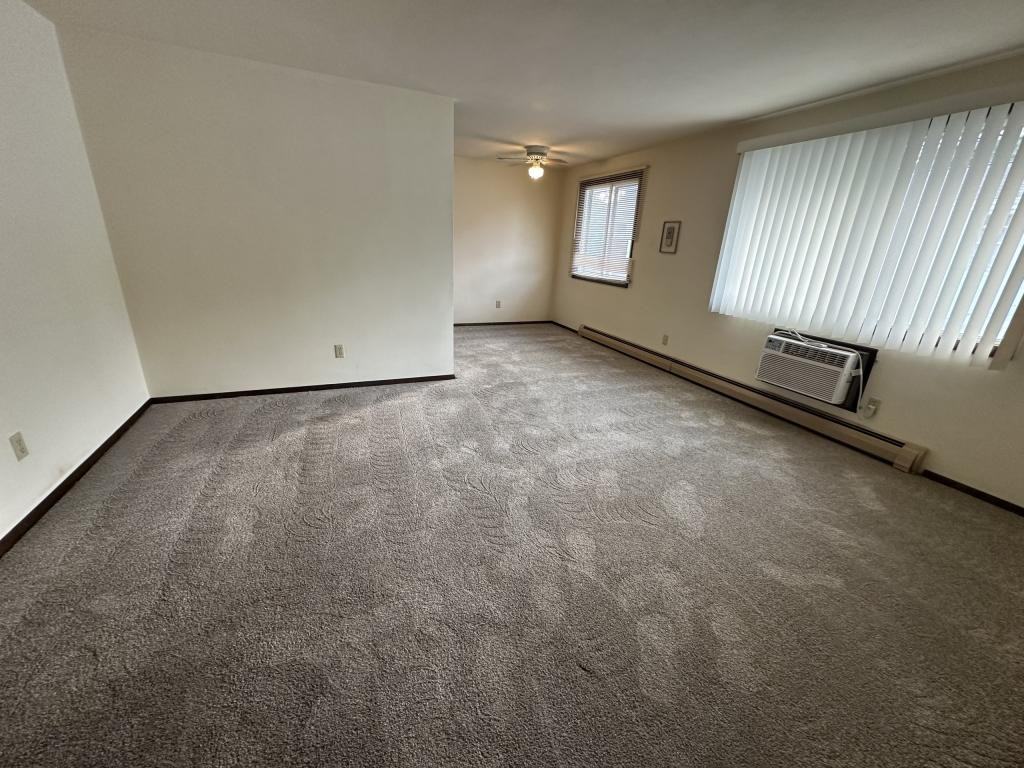 1382 Western Ave - Photo 5 of 10