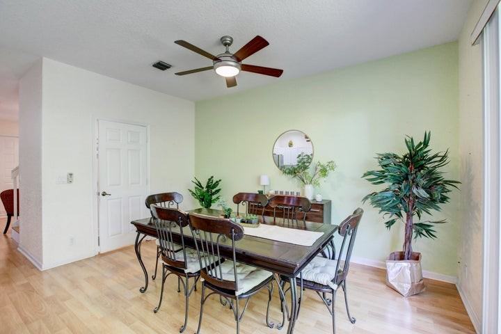 11705 Northwest 47th Drive - Photo 4 of 9