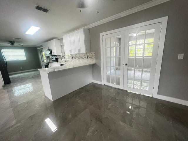 4585 Betelnut Street - Photo 4 of 8