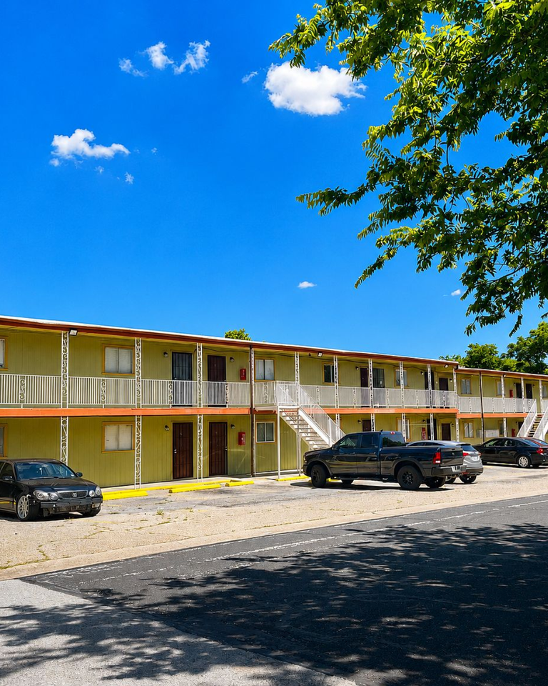 308 North 22nd Street - Photo 7 of 9