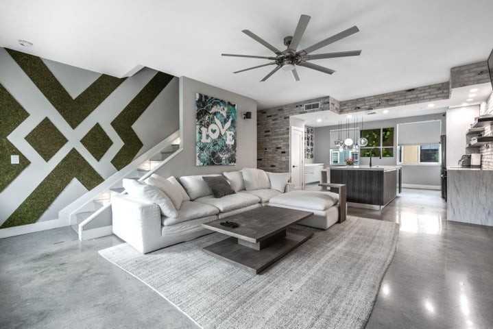 636 Fern Street - Photo 4 of 8