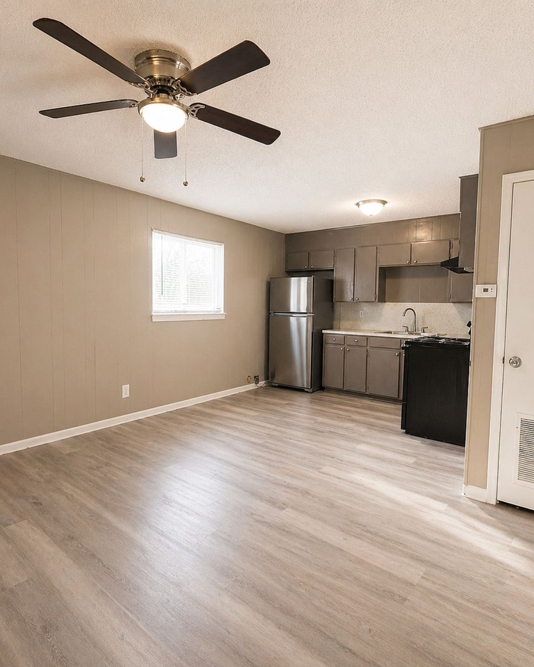 308 North 22nd Street - Photo 3 of 10