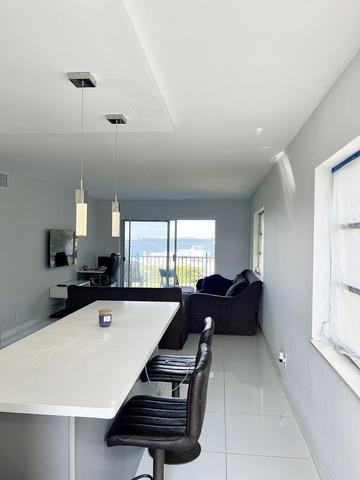 311 East Ocean Avenue - Photo 3 of 8