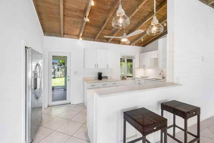 139 Prospect Road - Photo 2 of 8