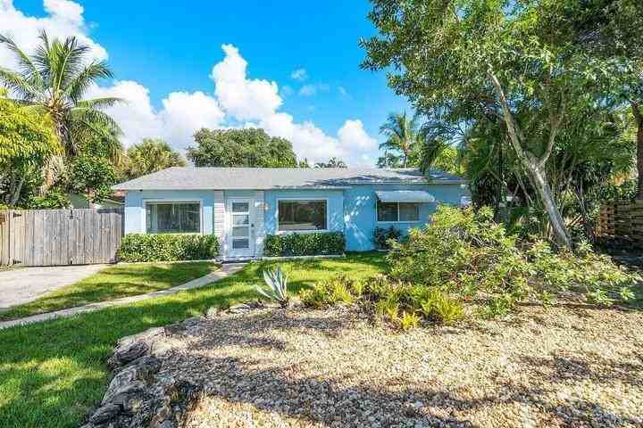139 Prospect Road - Photo 4 of 8