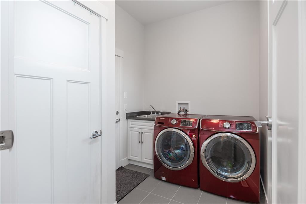2800 161 Street - Photo 15