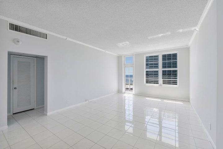 2851 South Ocean Boulevard - Photo 3 of 8