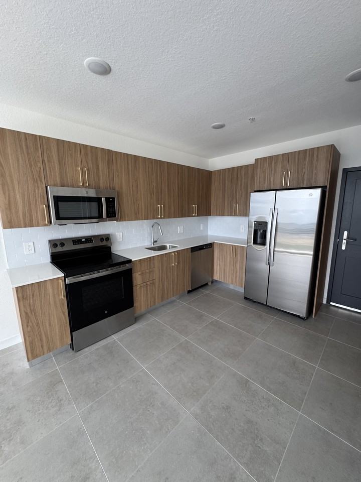 2030 Jackson Street #A-1 - Photo 4 of 16
