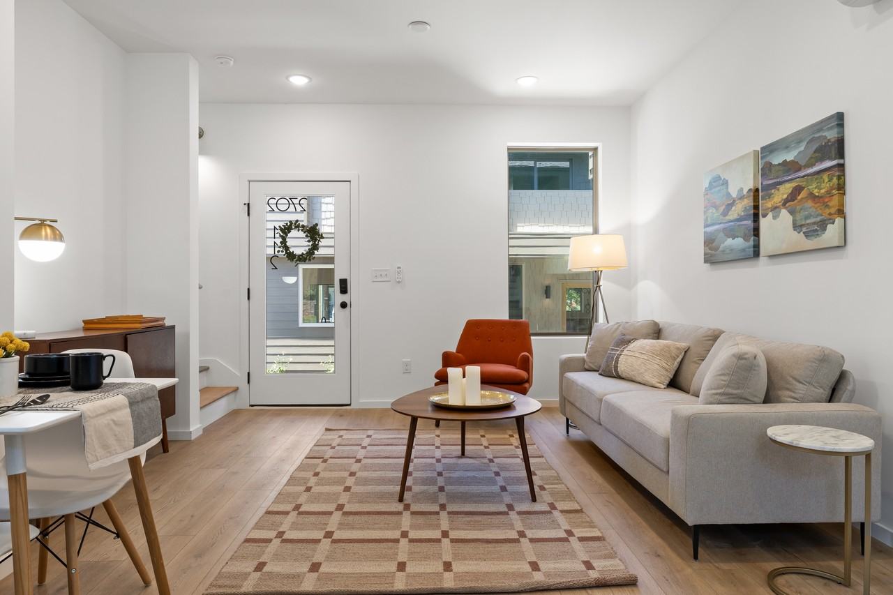 2700 Long St #108 - Photo 4 of 10