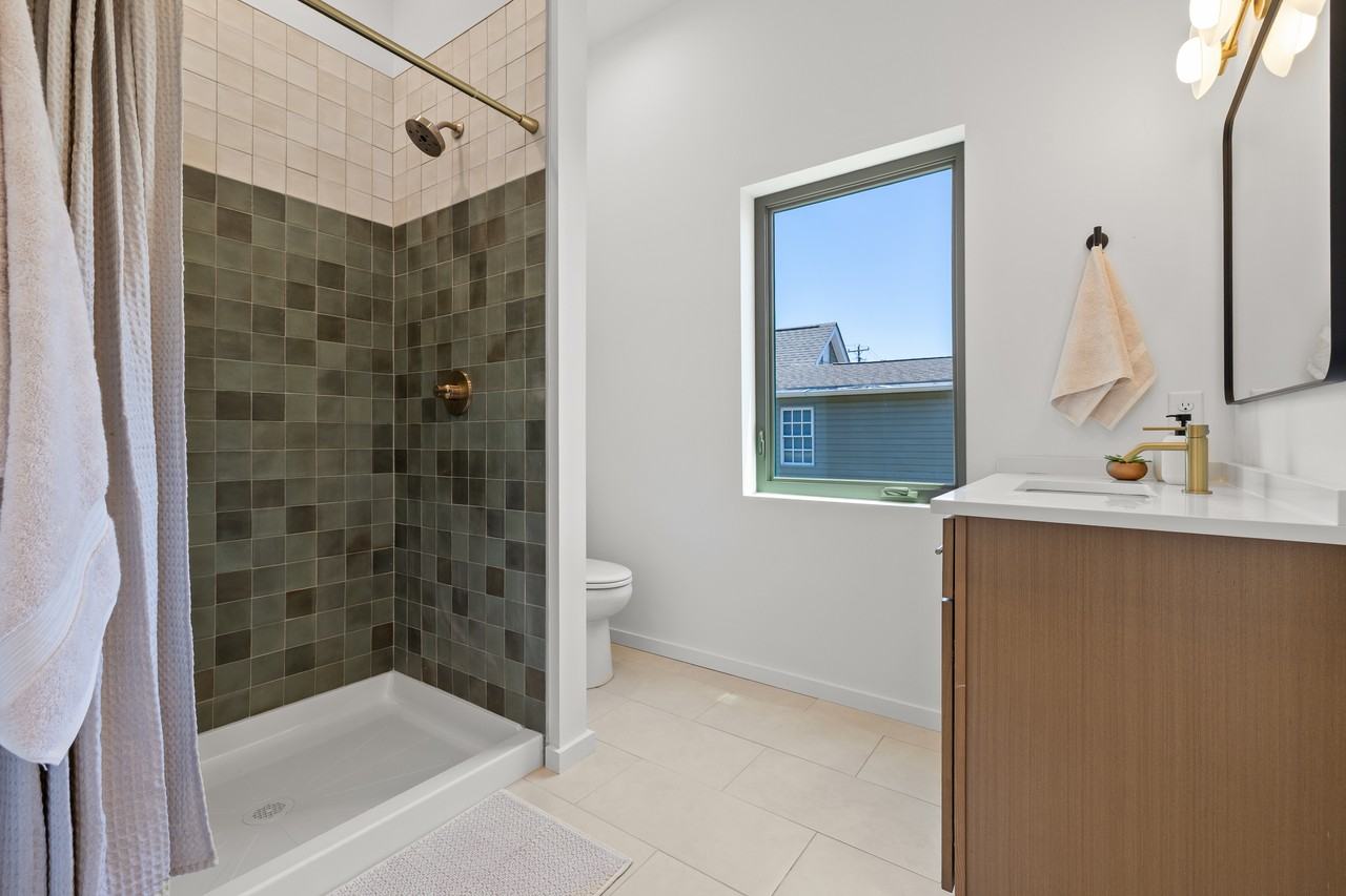 2700 Long St #108 - Photo 7 of 10