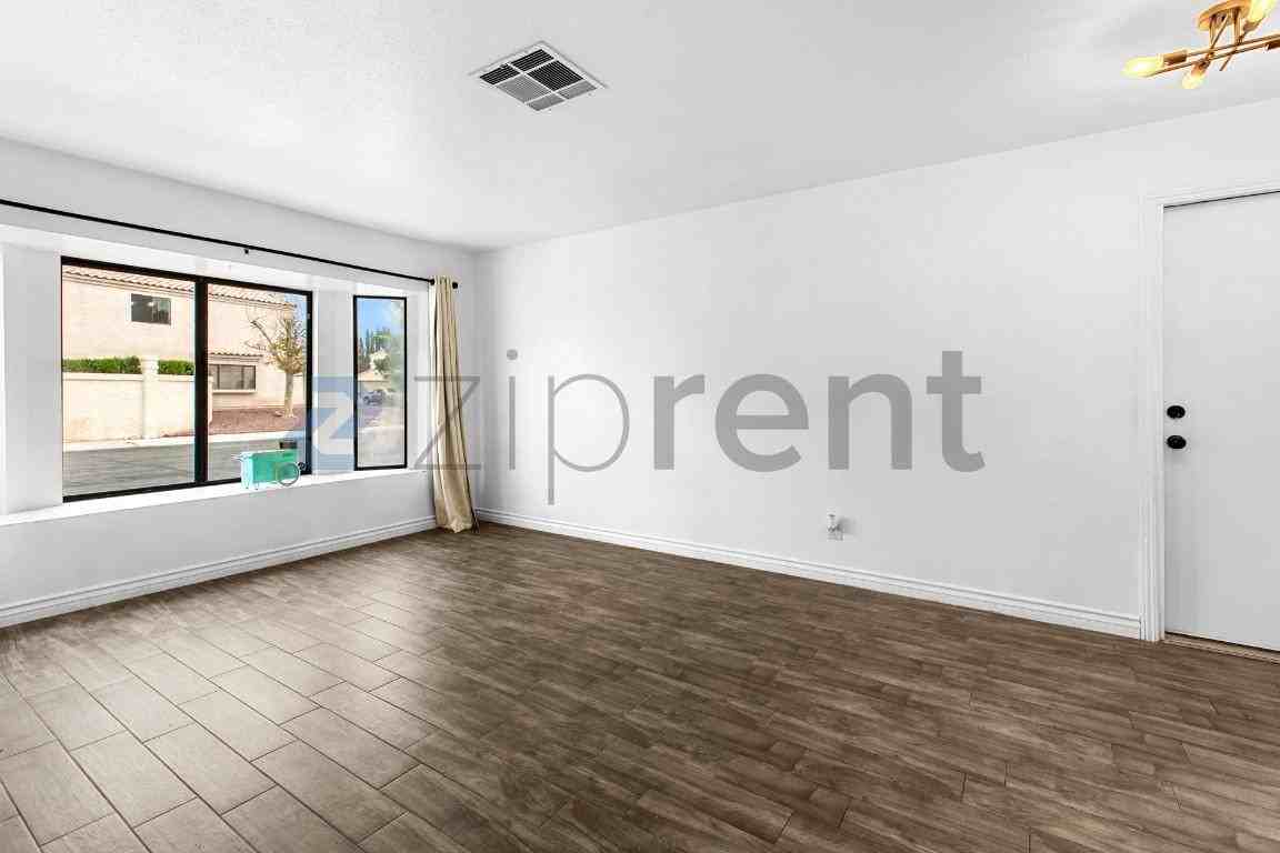 2821 Willow Wind Ct - Photo 4 of 31