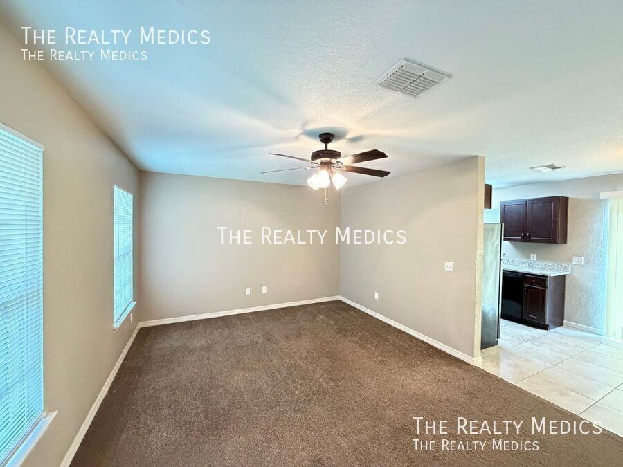 7 Bahia Court Ter - Photo 4 of 19