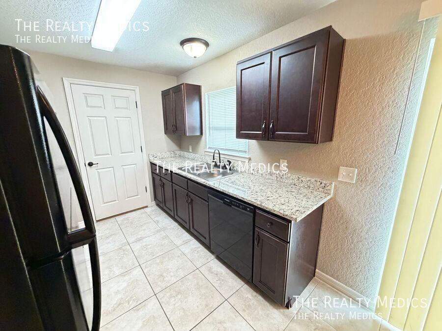 7 Bahia Court Ter - Photo 7 of 19