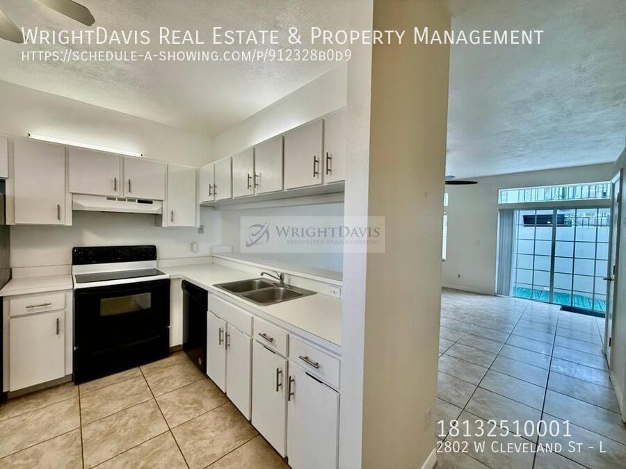 2802 W Cleveland St #L - Photo 6 of 35