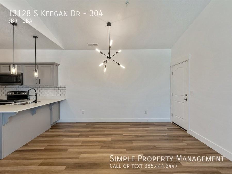 13128 S Keegan Dr #304 - Photo 4 of 30