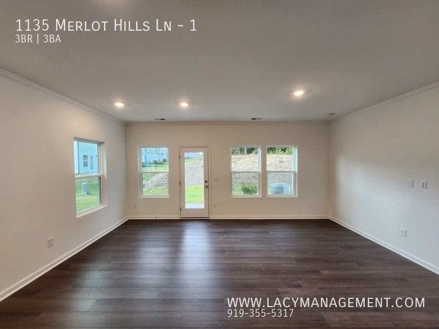 1135 Merlot Hills Ln - Photo 3 of 20