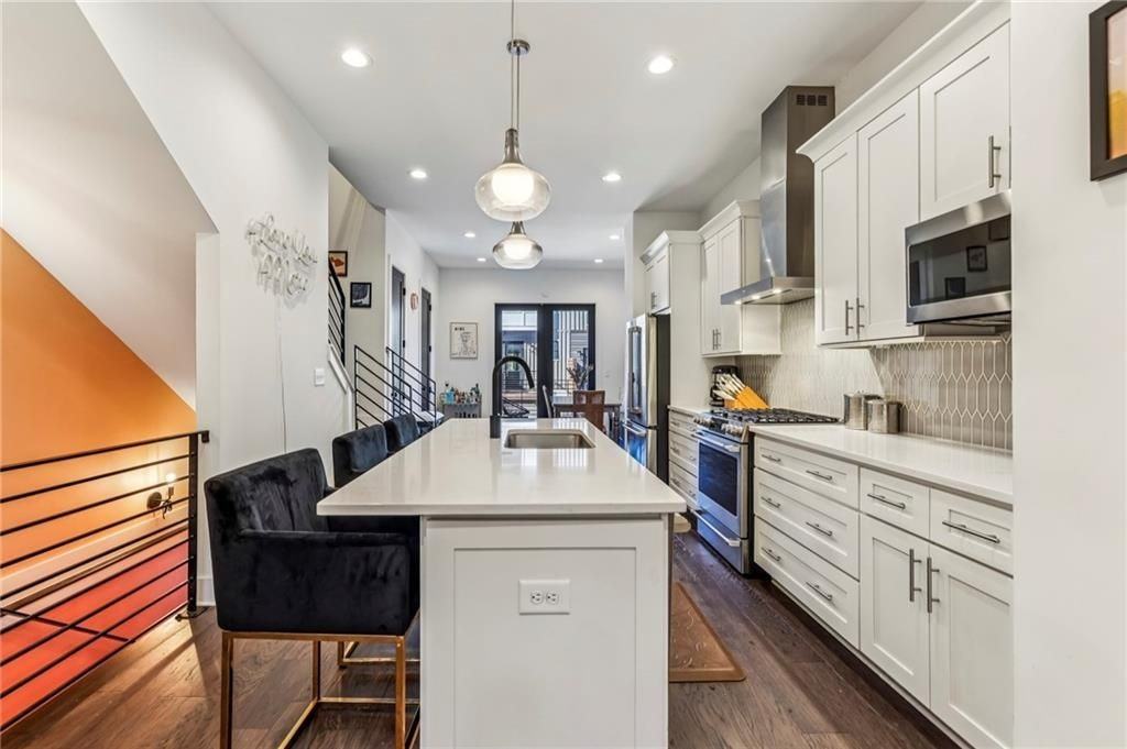 2336 Mason Dr - Photo 3 of 19
