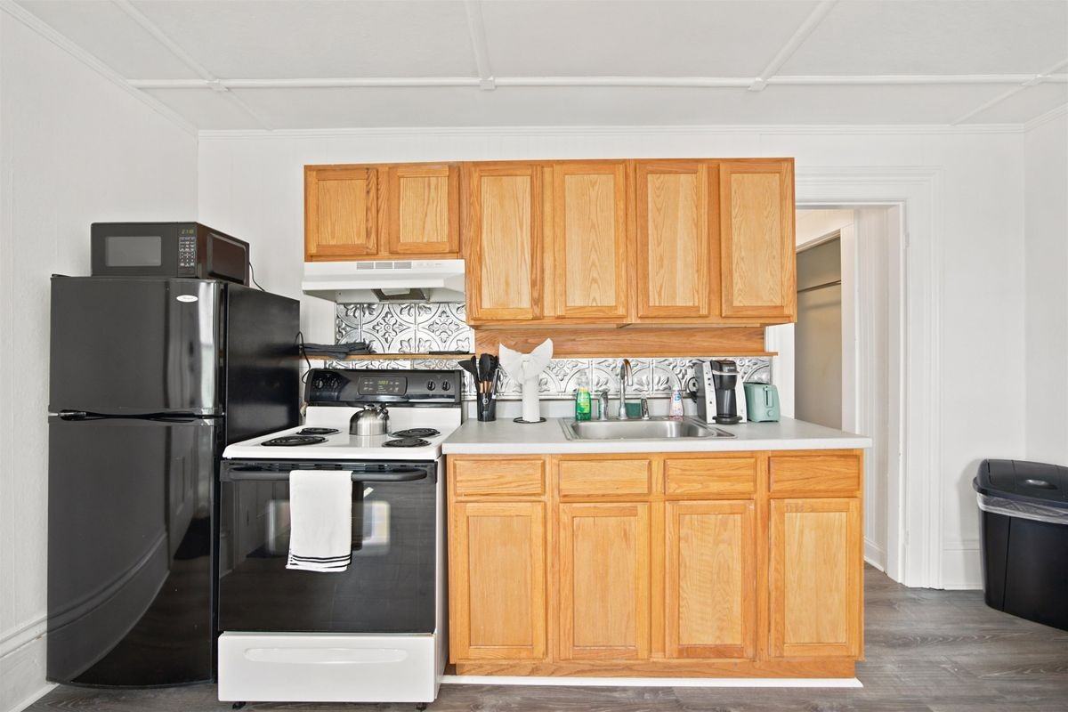 166 Main St ##21 - Photo 5 of 28