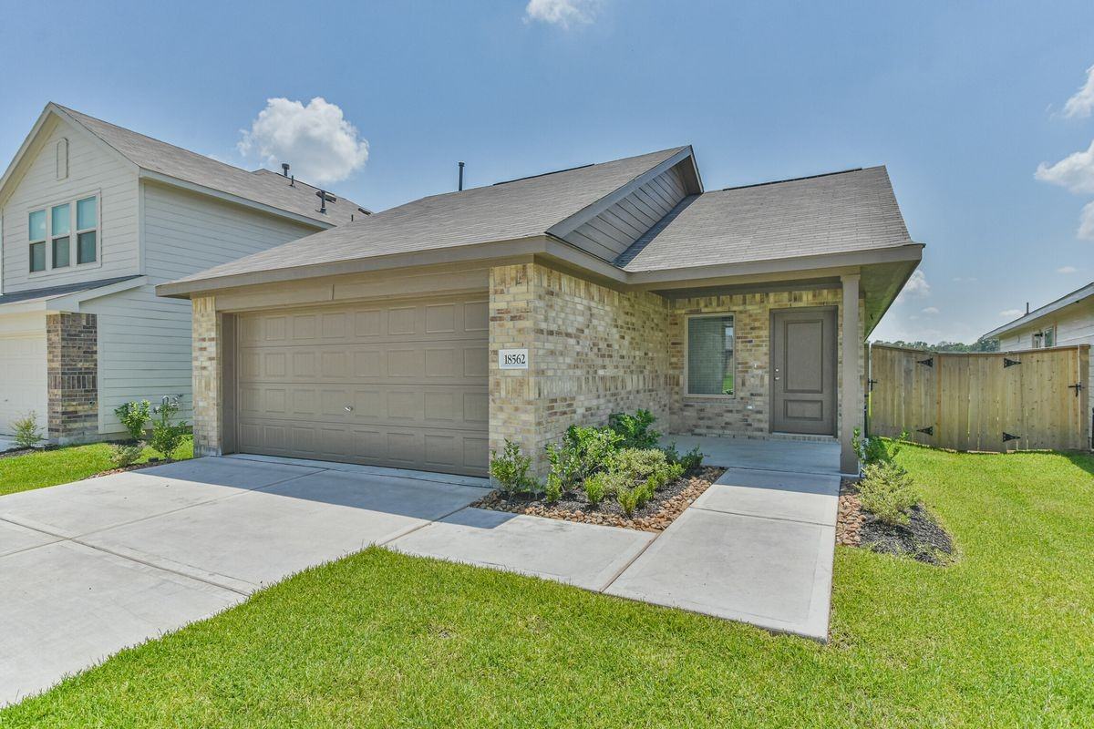 18562 Cepagatti Dr - Photo 2 of 29