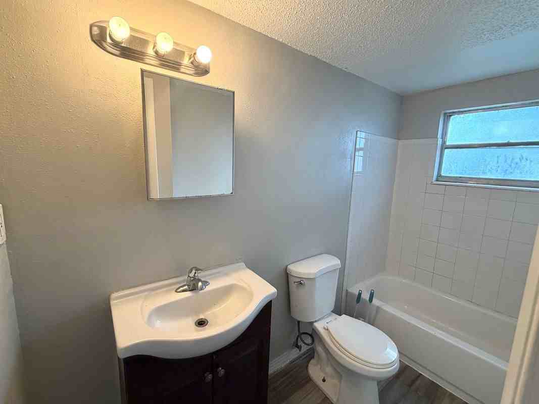 2229 E 133rd Ave - Photo 7 of 7