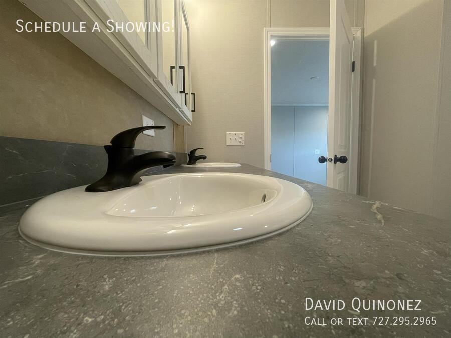 701 Mill St - Photo 6 of 17
