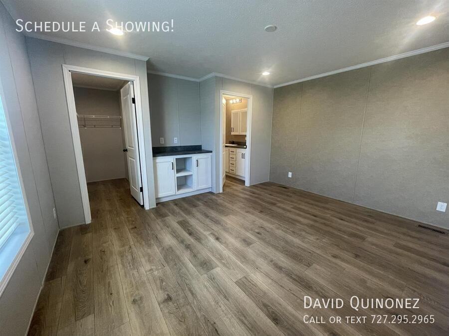701 Mill St - Photo 7 of 17